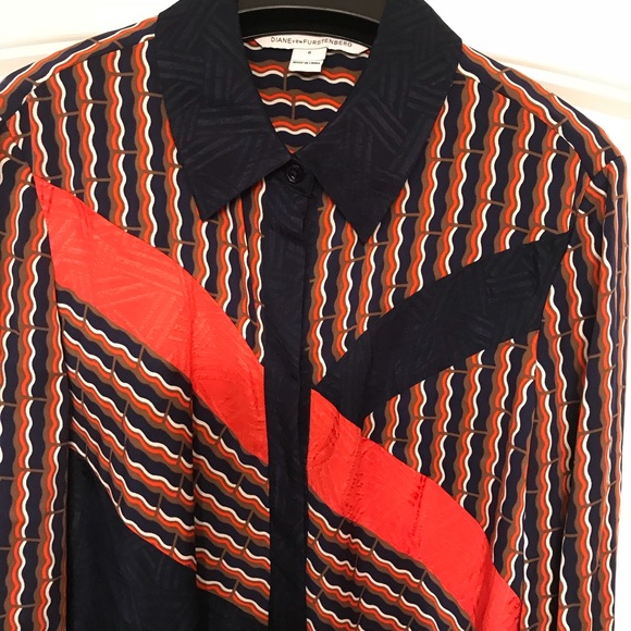 Dianne Von Furstenberg silk blouse 6 - Picture 3 of 8